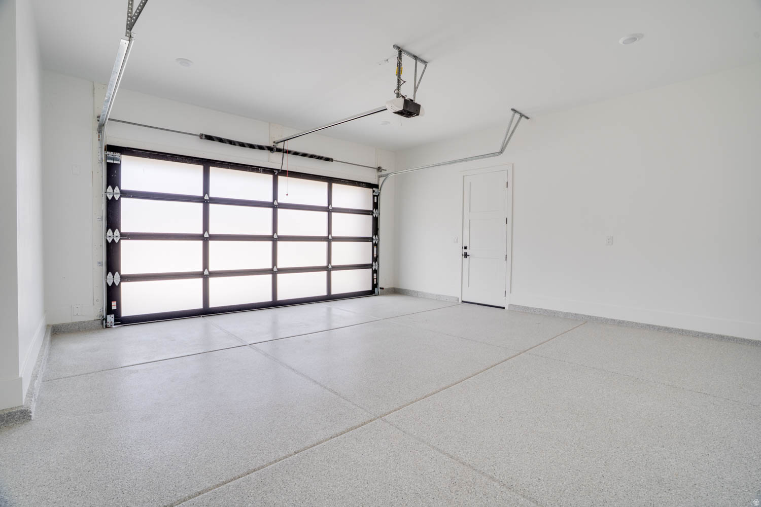 AMANTI LAGO - Residential