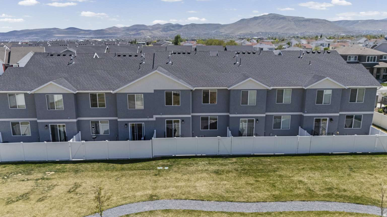 ENCORE AT MILLER CORSSING - Residential