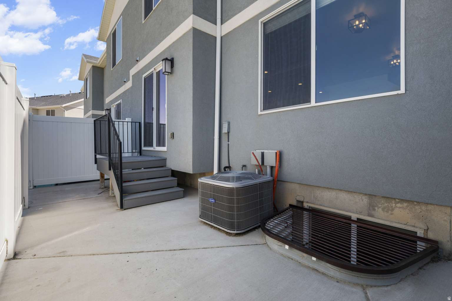 ENCORE AT MILLER CORSSING - Residential