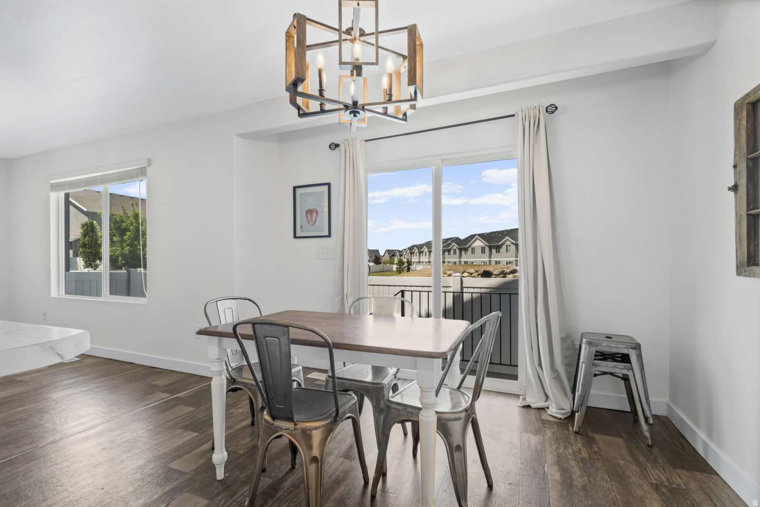 ENCORE AT MILLER CORSSING - Residential