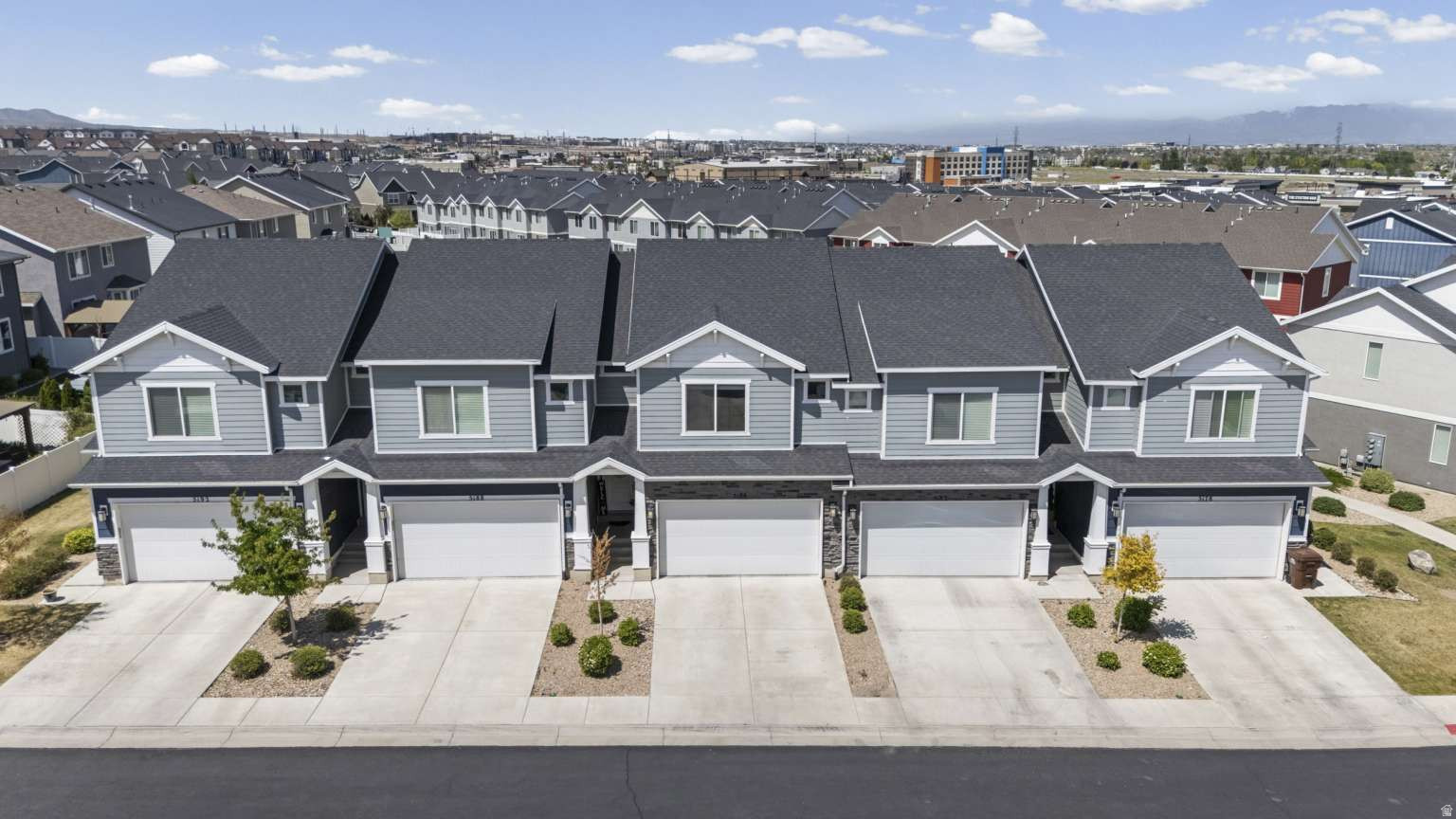 ENCORE AT MILLER CORSSING - Residential