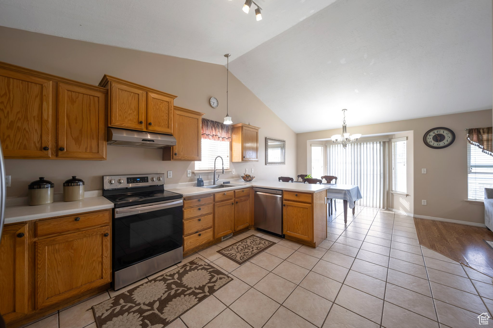6216 S Waller Ln, West Jordan, Utah image 4