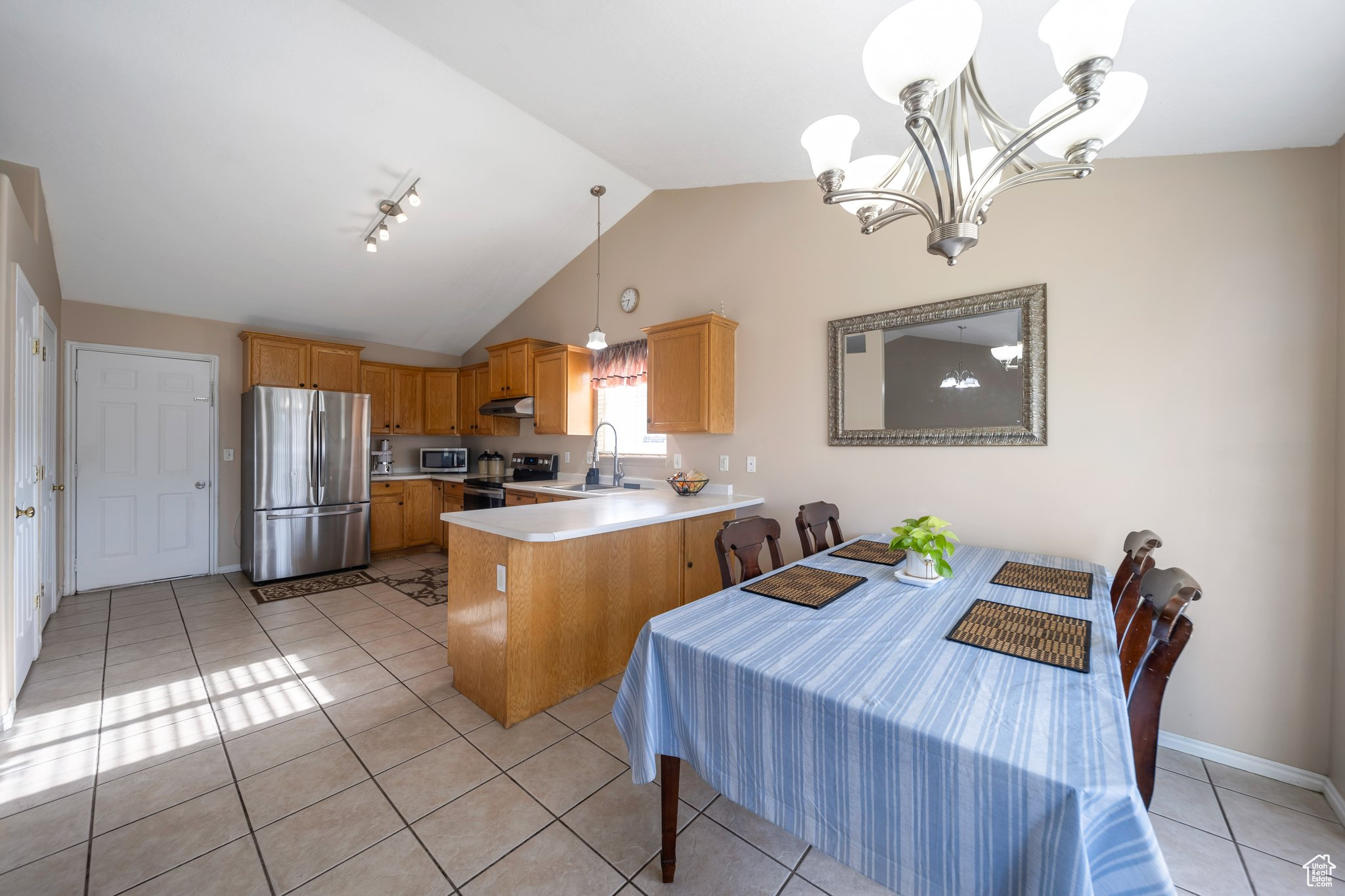 6216 S Waller Ln, West Jordan, Utah image 8