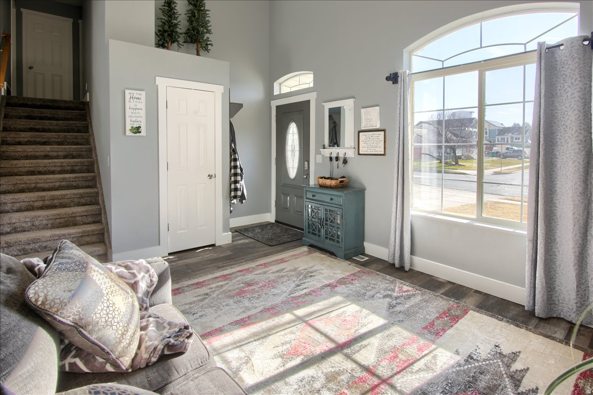 EDGEWATER ESTATES - Residential