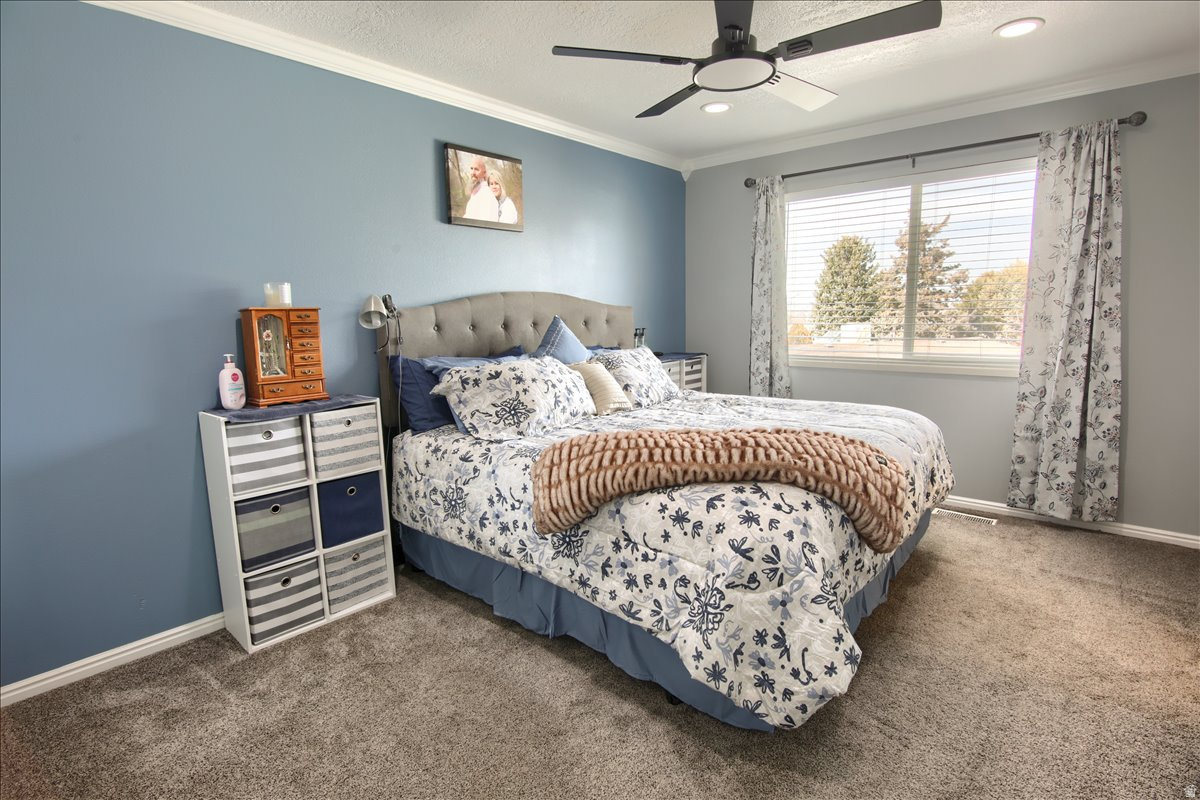 EDGEWATER ESTATES - Residential