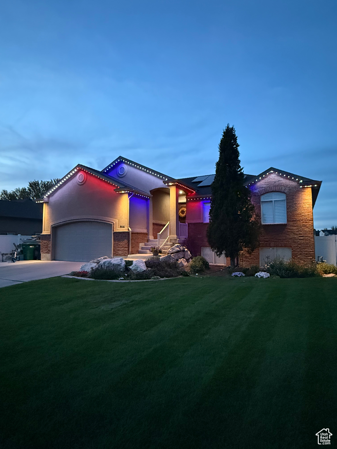 AUTUMN RIDGE - Residential