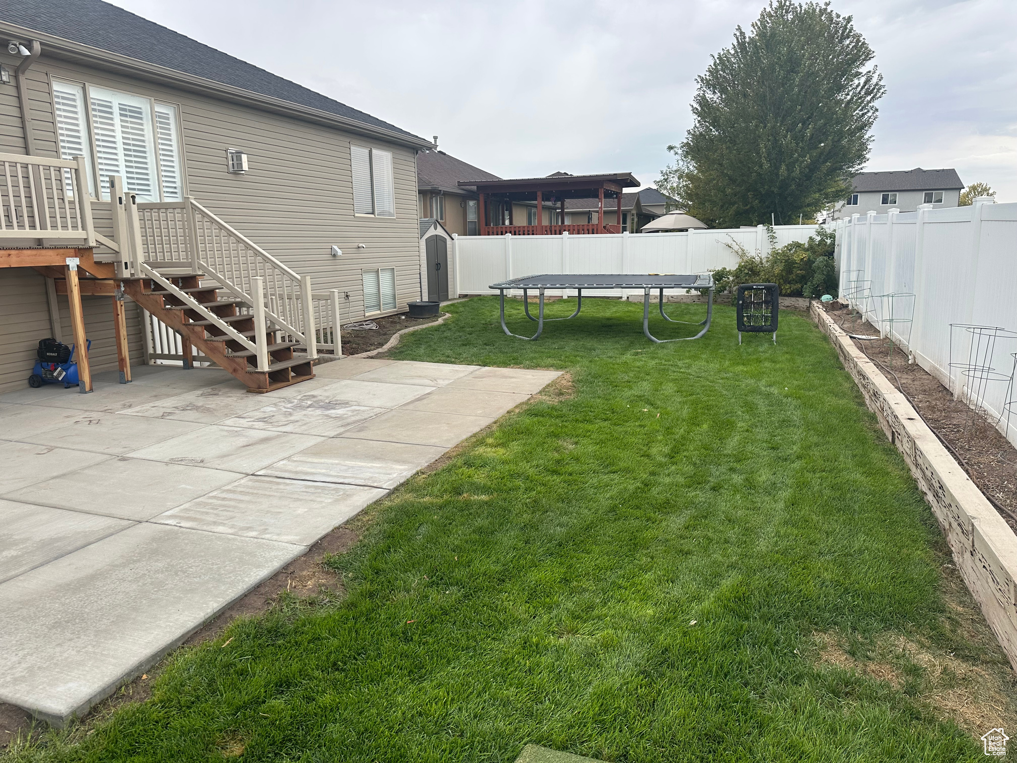 AUTUMN RIDGE - Residential