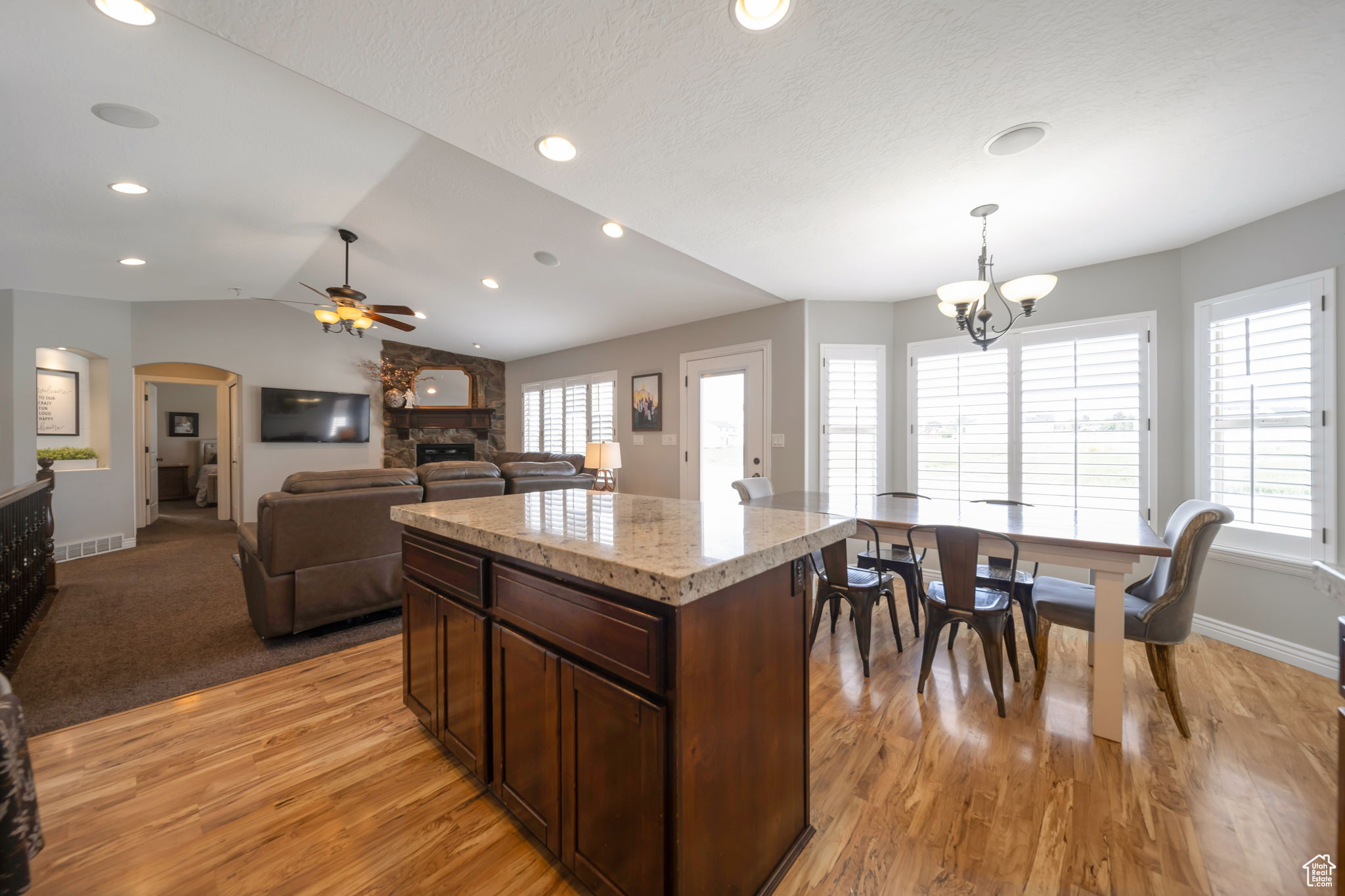 AUTUMN RIDGE - Residential
