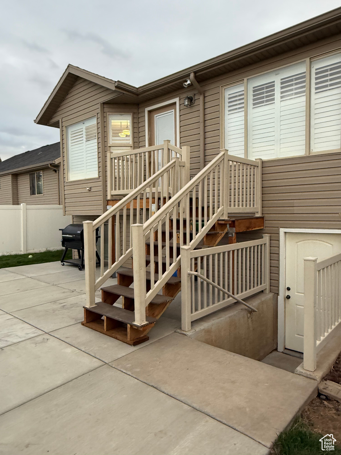 AUTUMN RIDGE - Residential