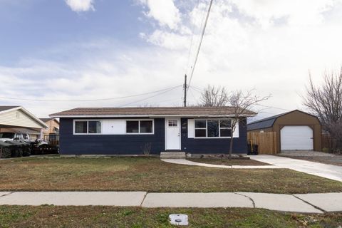 Photo of 655 W 400 S, Tremonton, UT 84337 (MLS # 2138860)