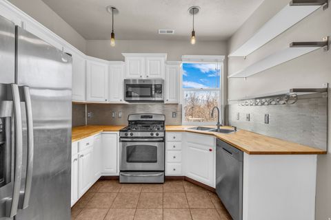 Tiny photo for 10347 S RUBICON RD, South Jordan, UT 84009 (MLS # 2139362)