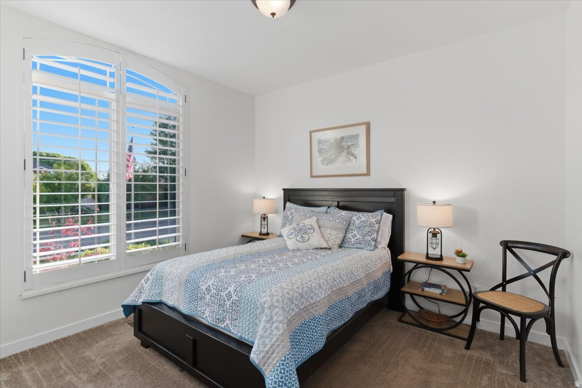 SUNSET EQUESTRIAN - Residential