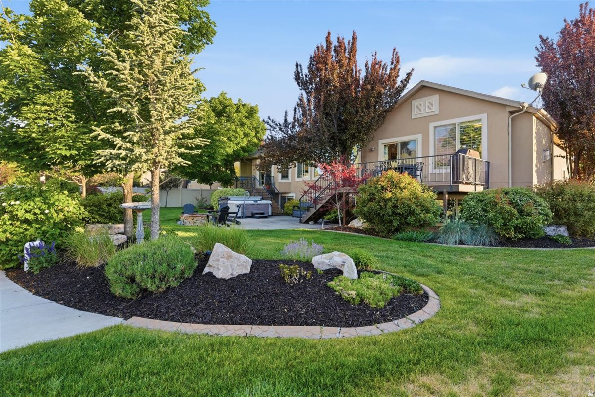 SUNSET EQUESTRIAN - Residential