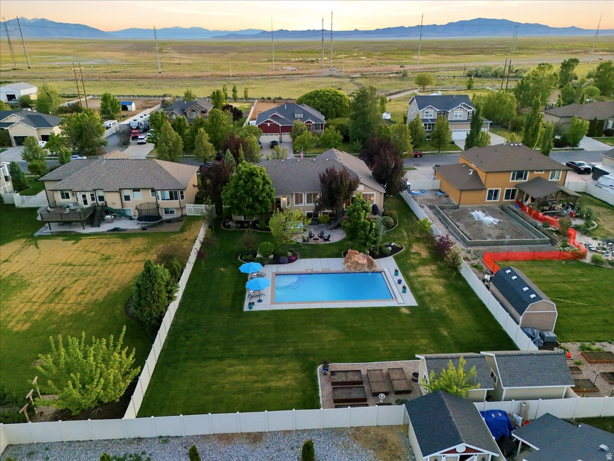 SUNSET EQUESTRIAN - Residential