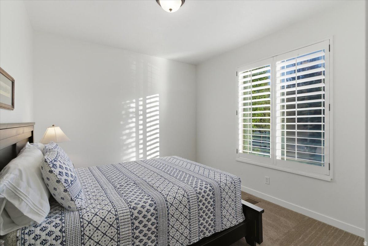 SUNSET EQUESTRIAN - Residential