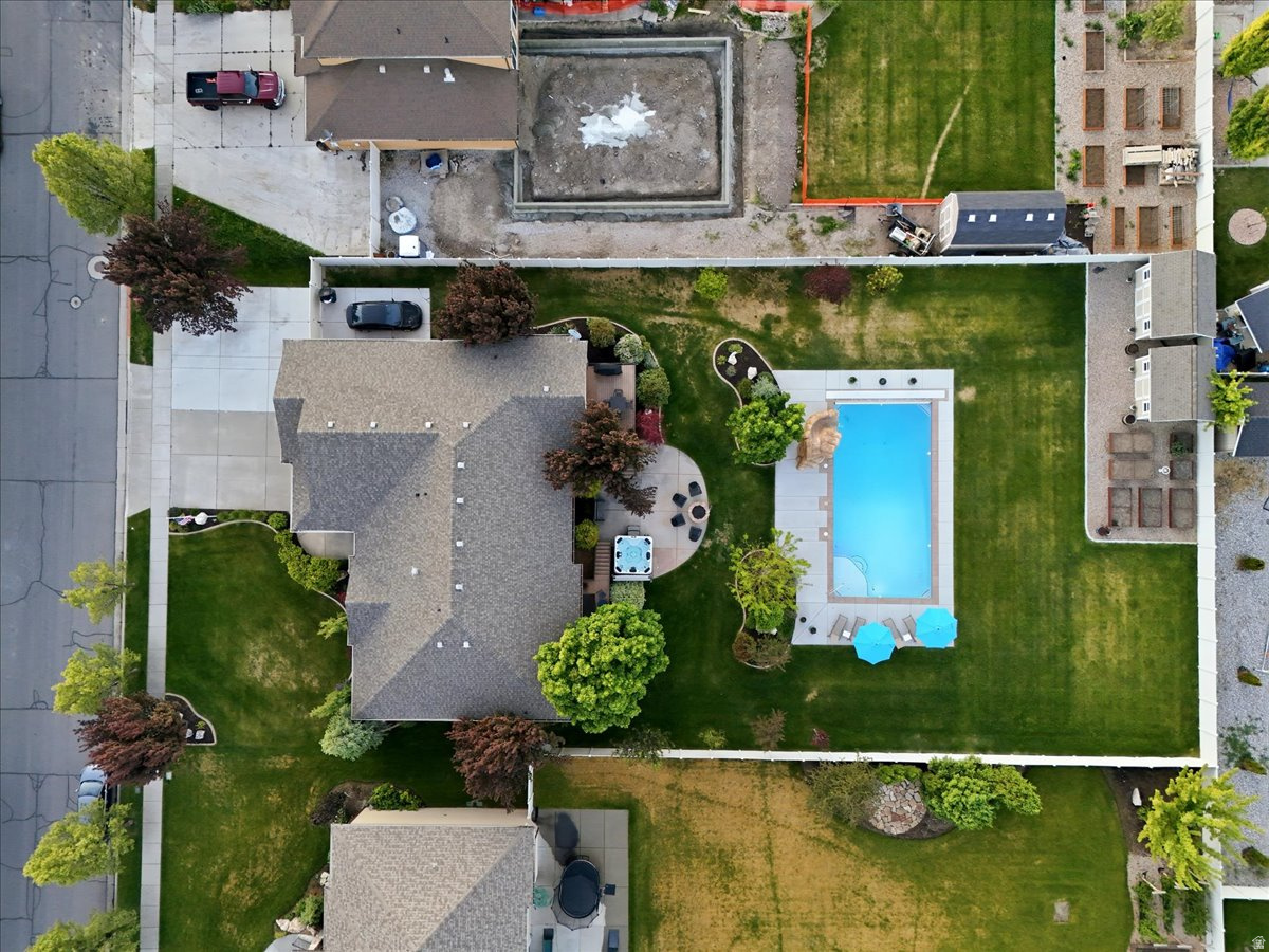 SUNSET EQUESTRIAN - Residential