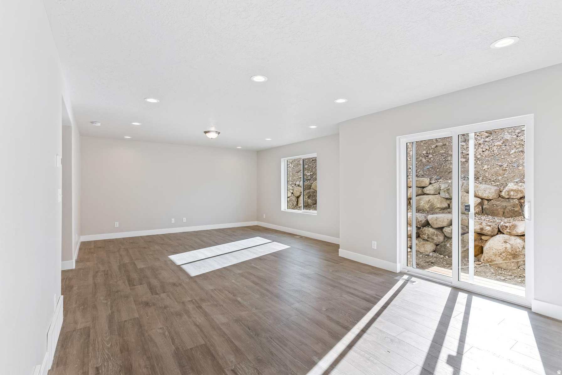 MELLOR AT SPANISH FORK - Residential