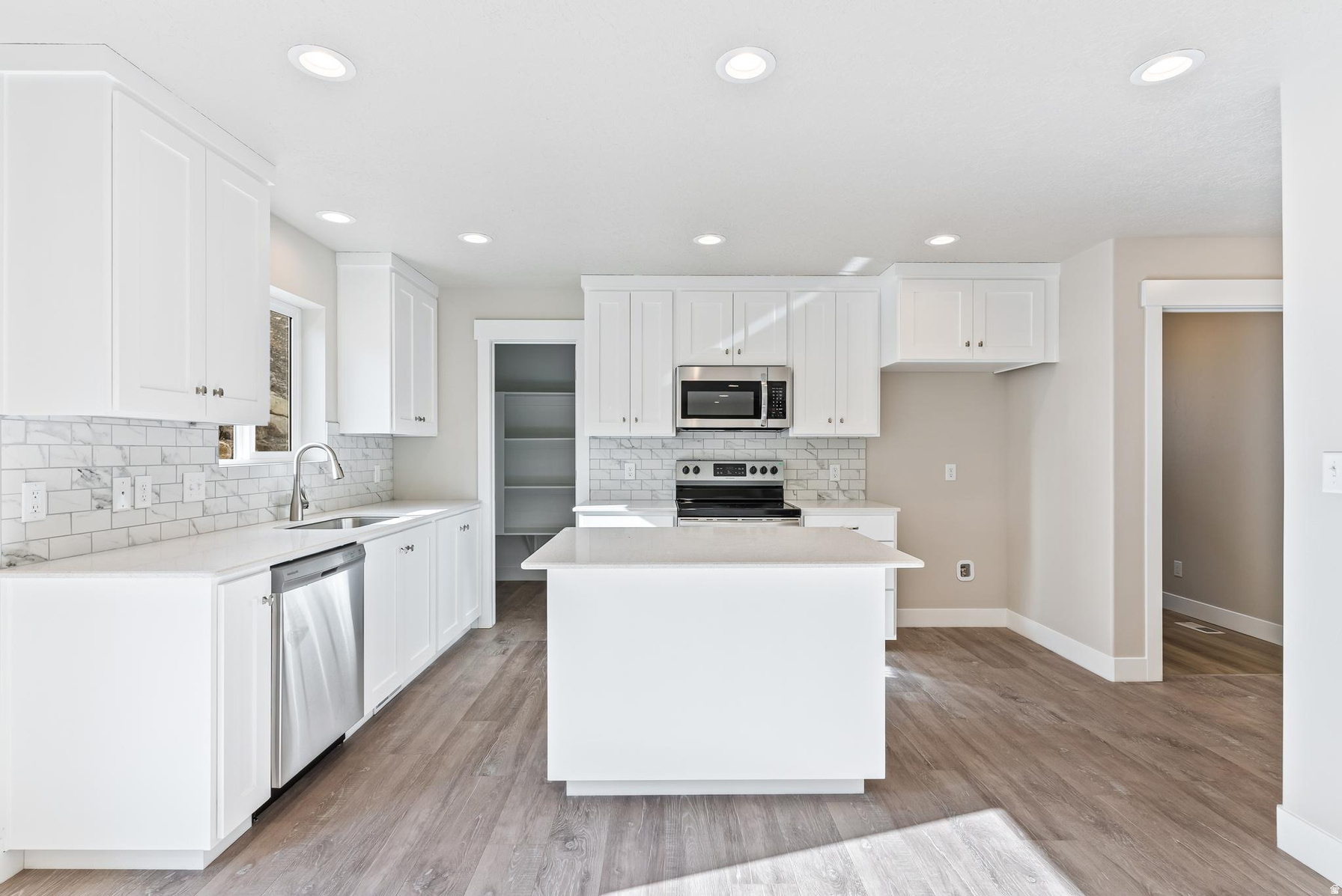 MELLOR AT SPANISH FORK - Residential