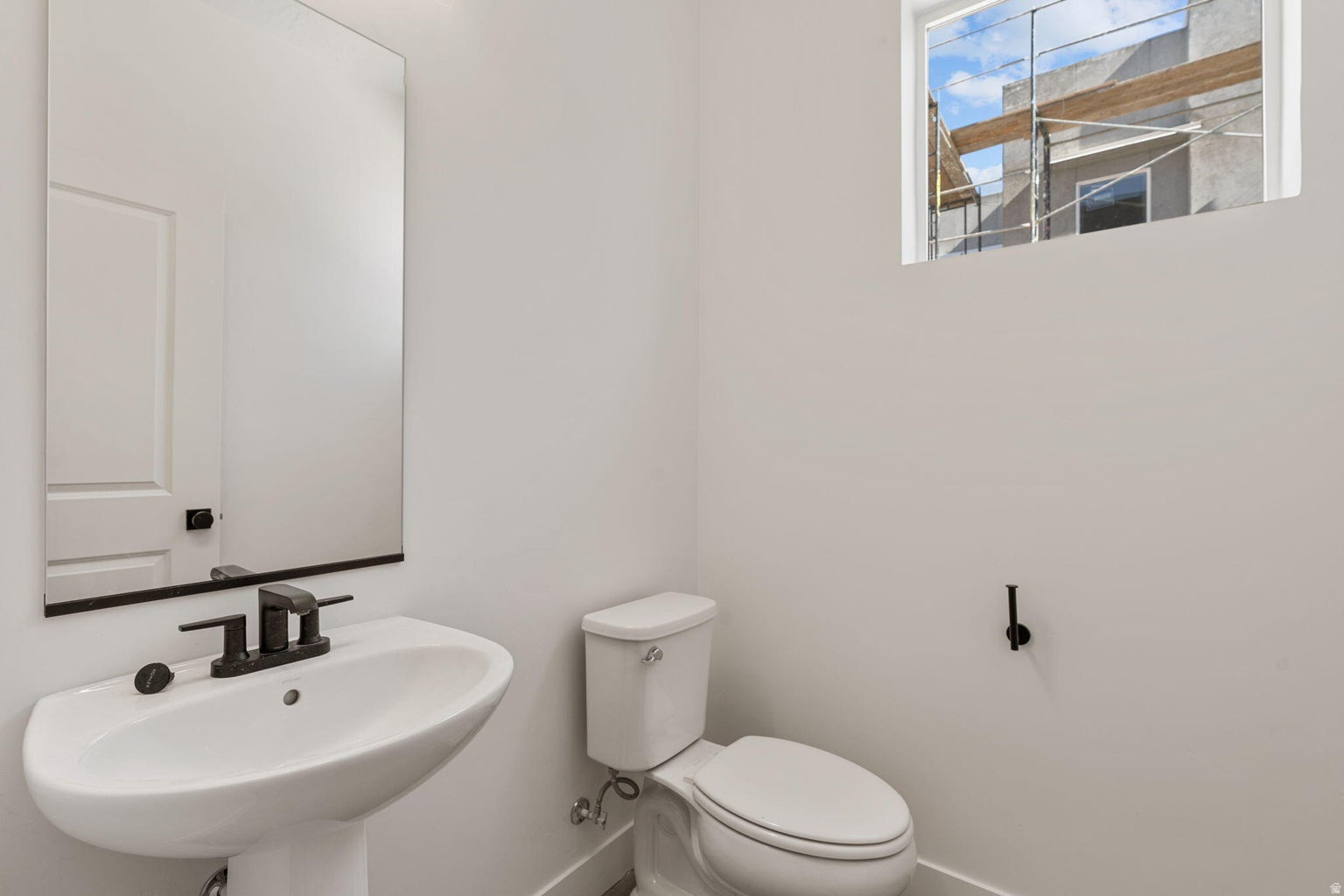 DESERT COLOR - Residential