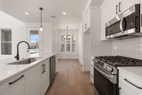 Tiny photo for 523 W OLIVE LN, Saint George, UT 84790 (MLS # 2144145)