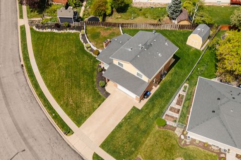 Tiny photo for 39 S VILLAGE WAY E, Fruit Heights, UT 84037 (MLS # 2154418)