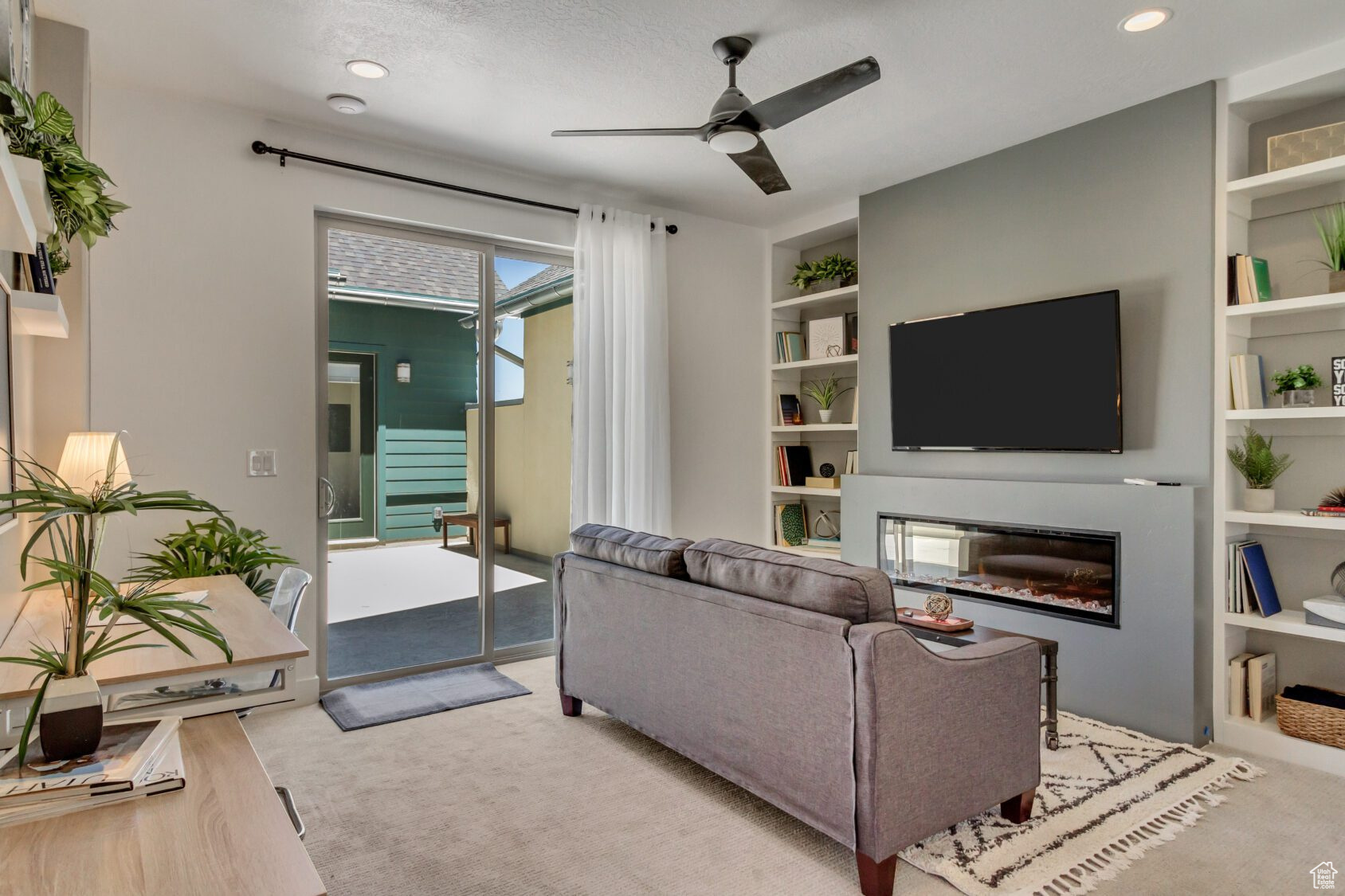 DAYBREAK - Residential Income