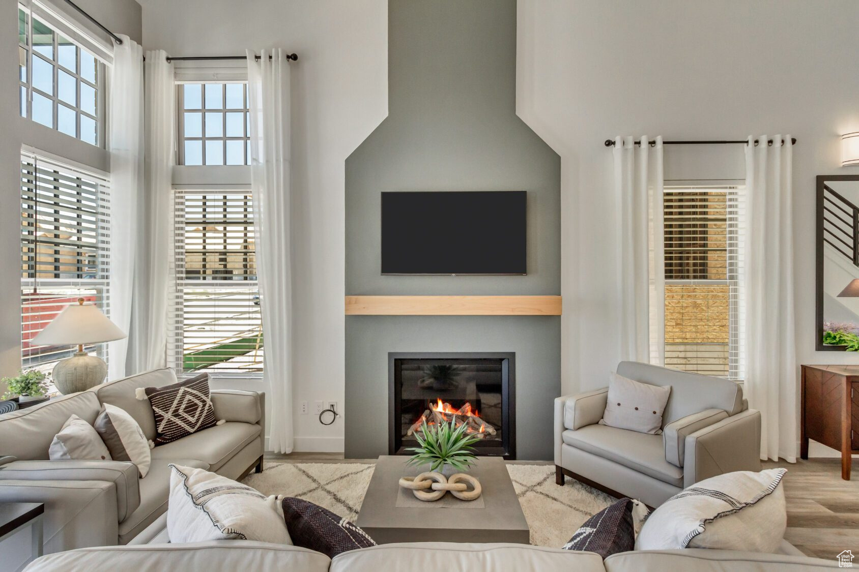 DAYBREAK - Residential Income