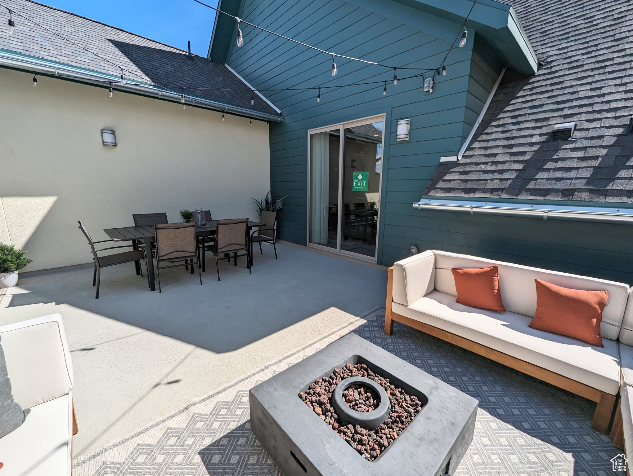 DAYBREAK - Residential Income