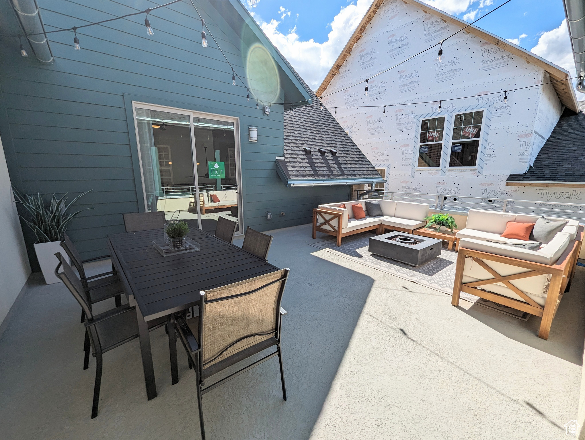 DAYBREAK - Residential Income