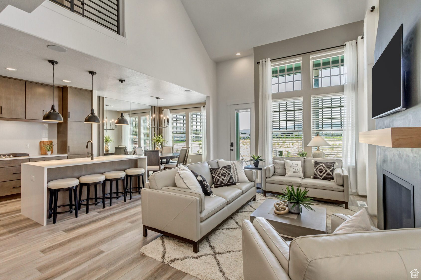 DAYBREAK - Residential Income