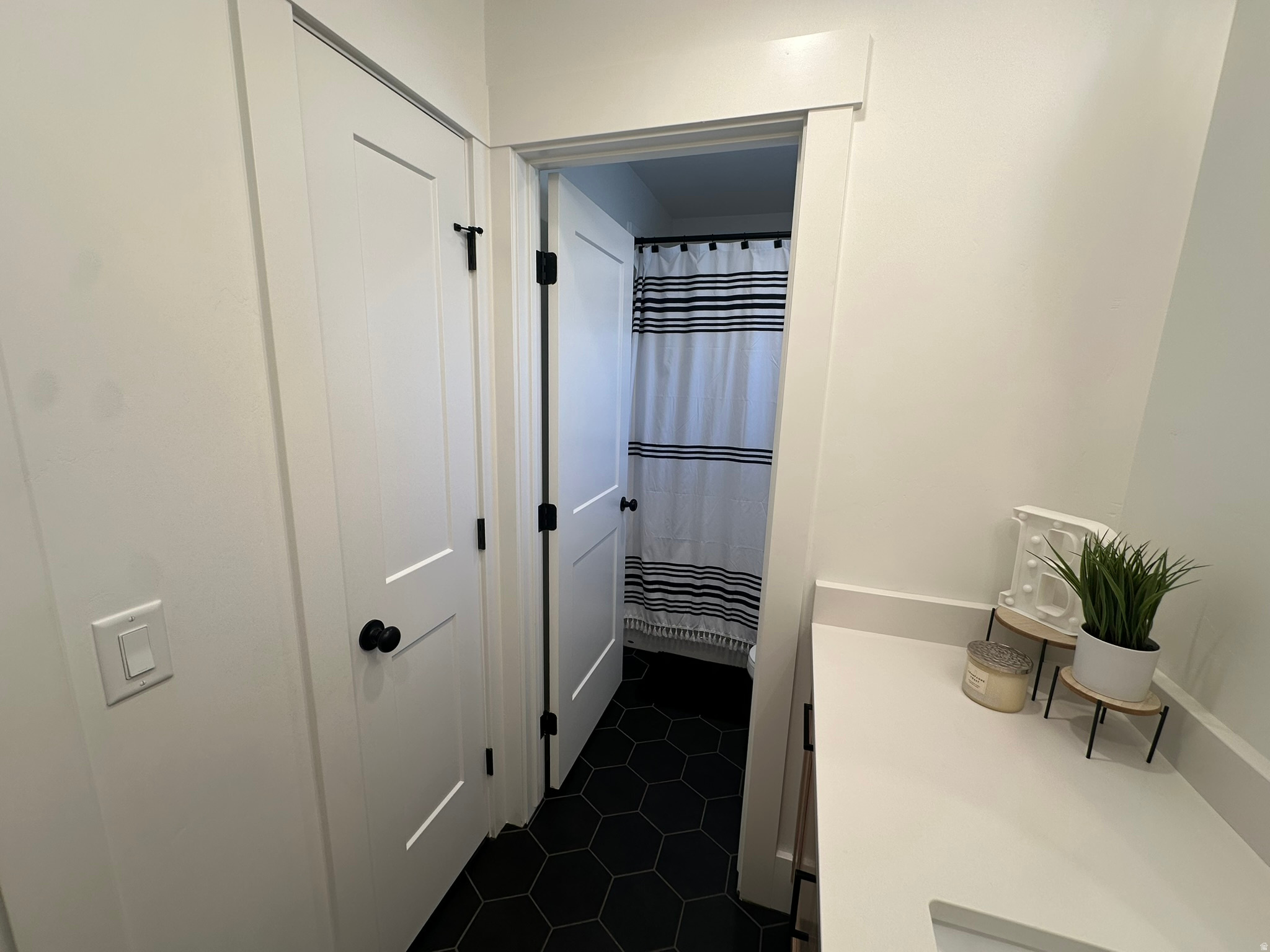 MOUNT VISTA - Residential