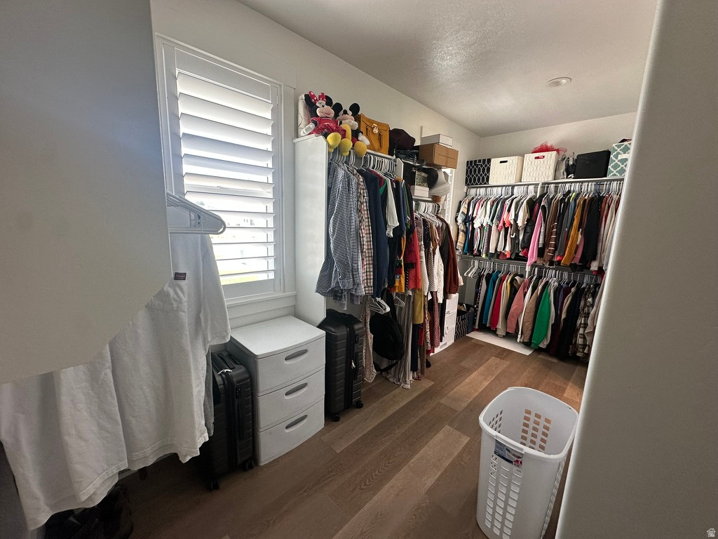 MOUNT VISTA - Residential