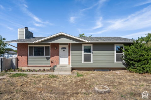 Photo of 4024 W 6200 S, Kearns, UT 84118 (MLS # 2187652)