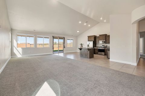 Tiny photo for 409 N SAGE GROUSE DR, Washington, UT 84780 (MLS # 2159027)