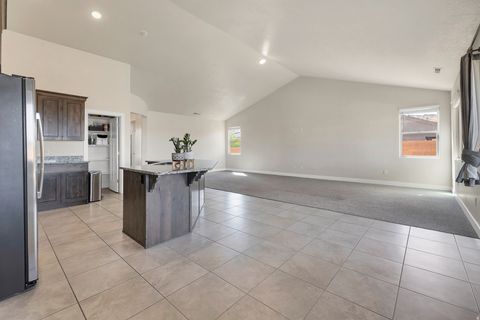 Tiny photo for 409 N SAGE GROUSE DR, Washington, UT 84780 (MLS # 2159027)