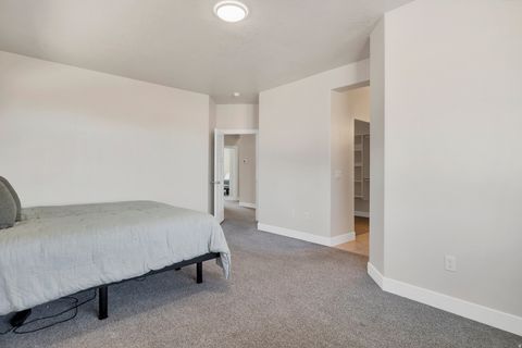 Tiny photo for 409 N SAGE GROUSE DR, Washington, UT 84780 (MLS # 2159027)