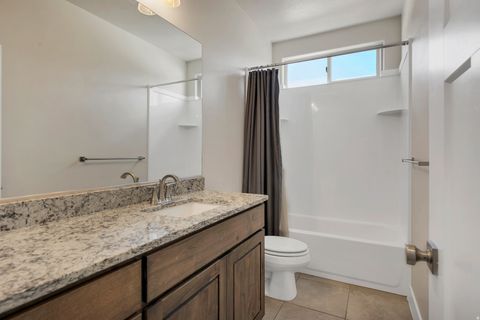 Tiny photo for 409 N SAGE GROUSE DR, Washington, UT 84780 (MLS # 2159027)