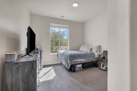 Tiny photo for 409 N SAGE GROUSE DR, Washington, UT 84780 (MLS # 2159027)