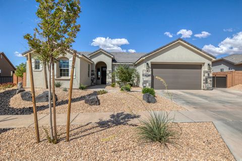 Photo of 409 N SAGE GROUSE DR, Washington, UT 84780 (MLS # 2159027)