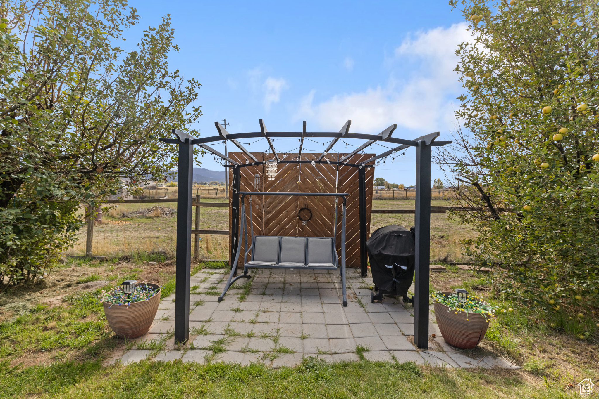 GARDEN PARK ESTATES - Residential