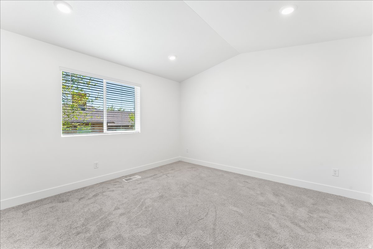 CANYON TERRACE - Residential