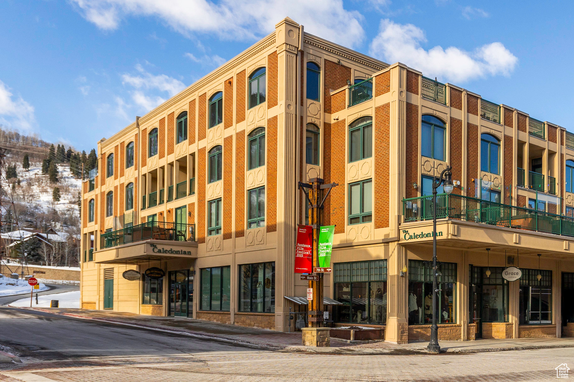 From the moment you enter, family and friends will be drawn in by the creativity and thoughtful design in every room, with unique touches that make this penthouse truly special, especially with its prime Main Street location. Every detail has been carefully considered, showcasing an abundance of high-end.