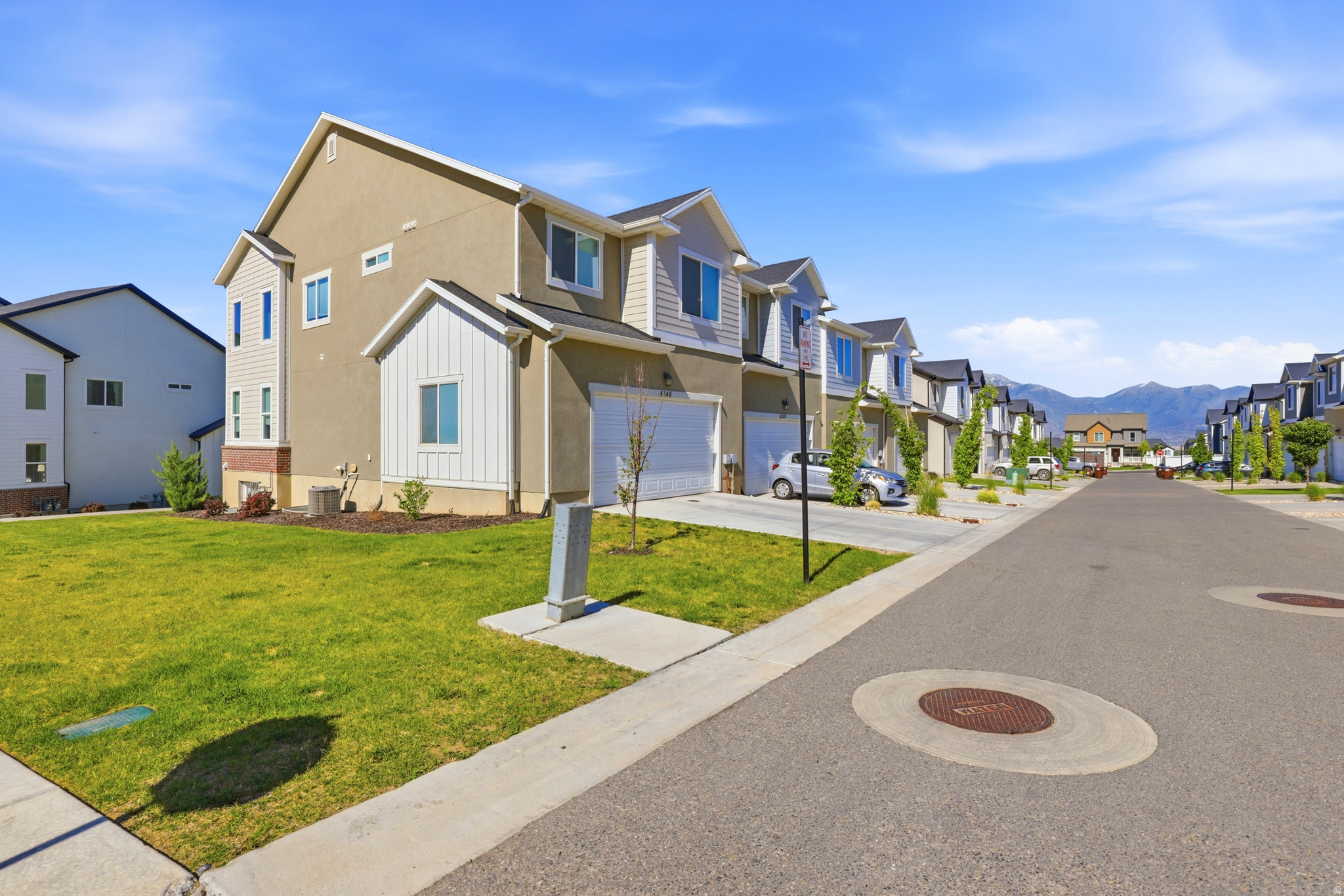 MOUNTAIN RIDGE - Residential