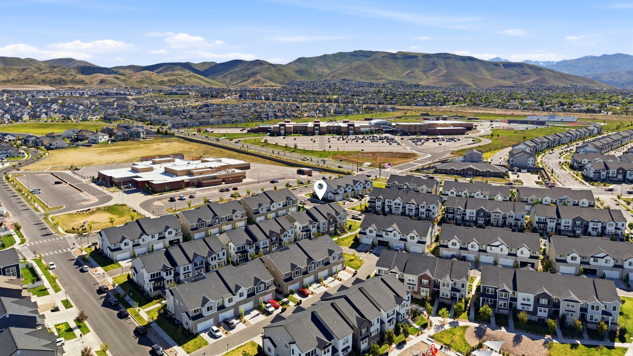 MOUNTAIN RIDGE - Residential