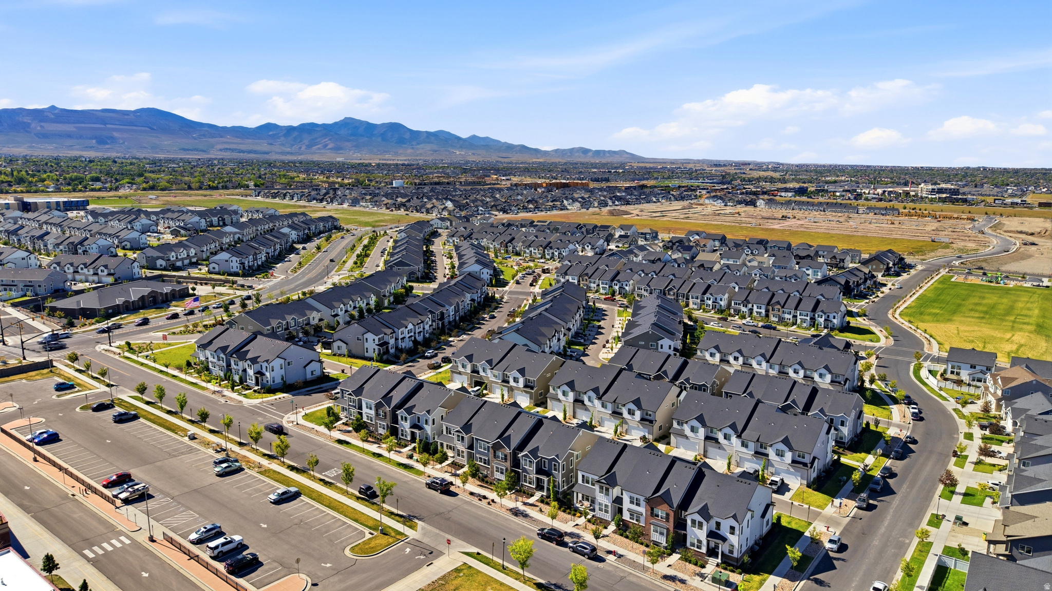 MOUNTAIN RIDGE - Residential