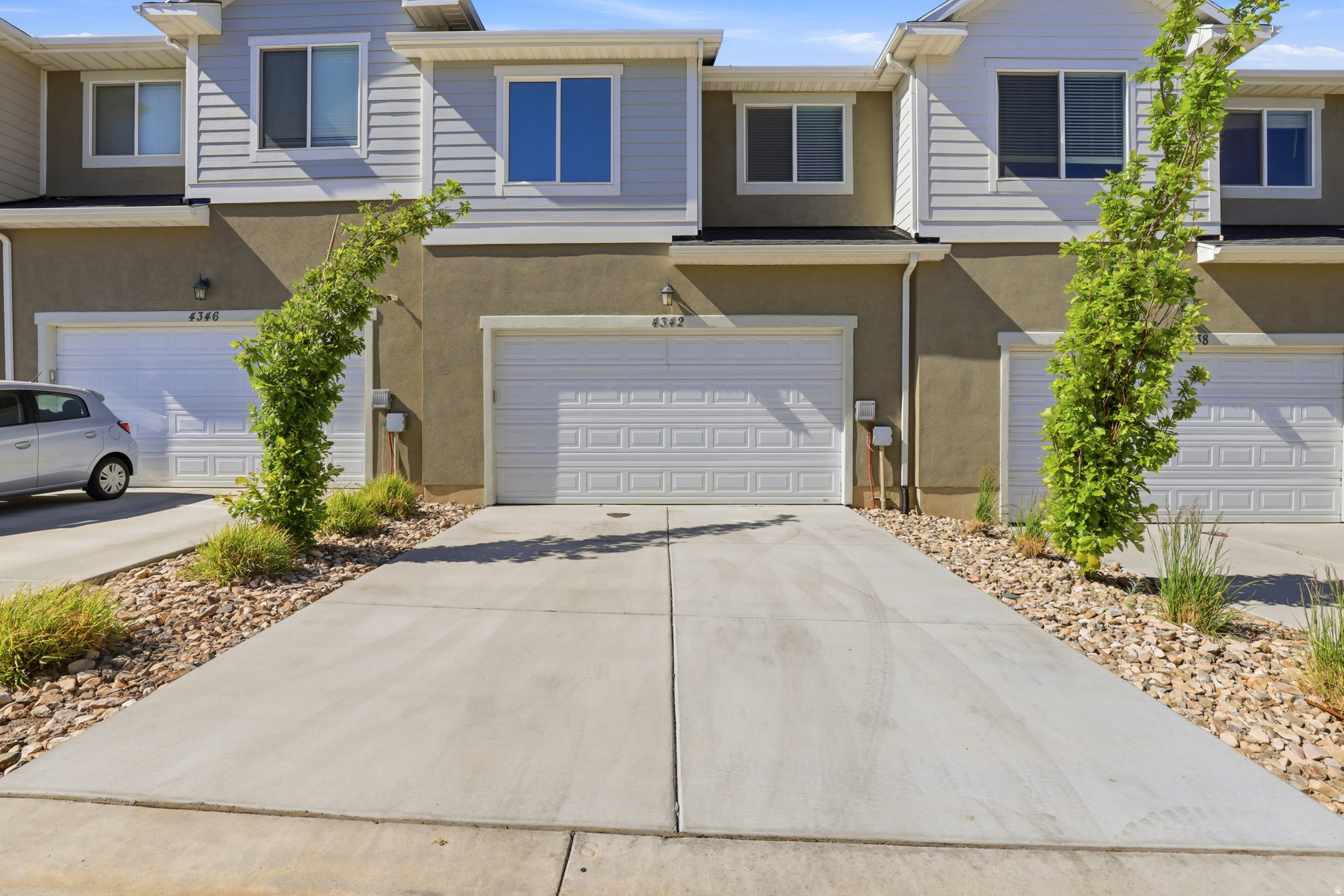 MOUNTAIN RIDGE - Residential