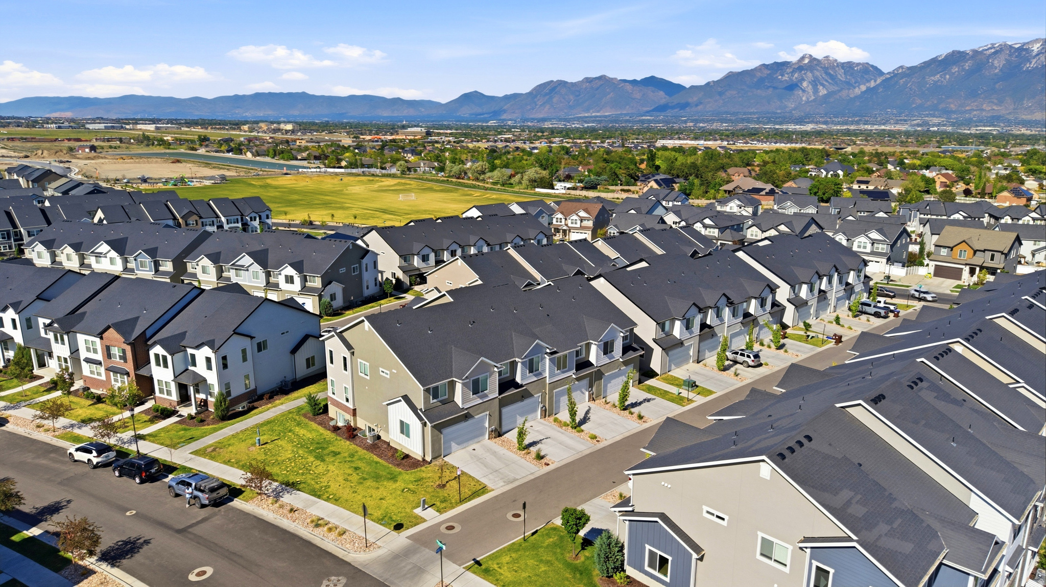 MOUNTAIN RIDGE - Residential
