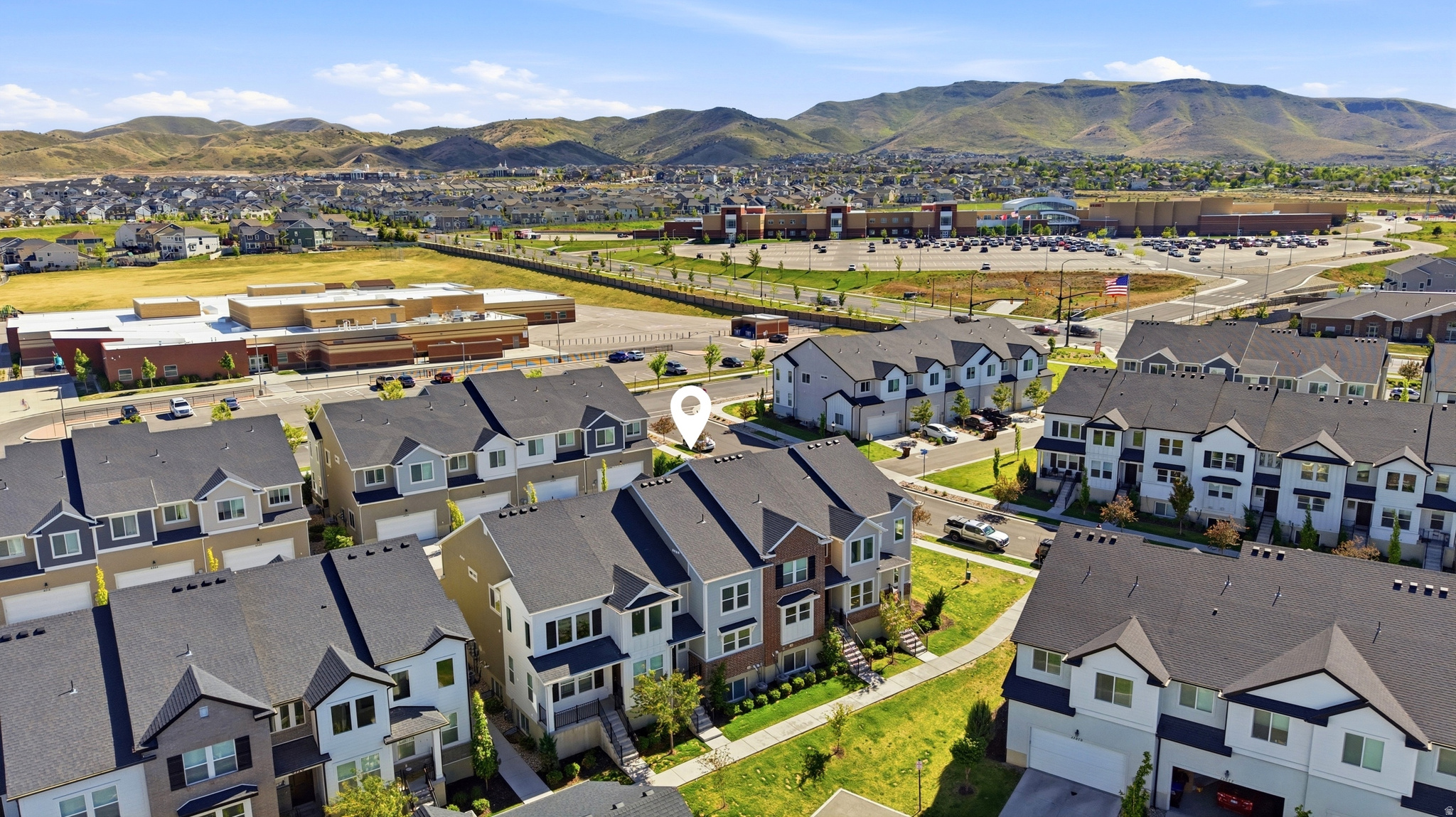 MOUNTAIN RIDGE - Residential