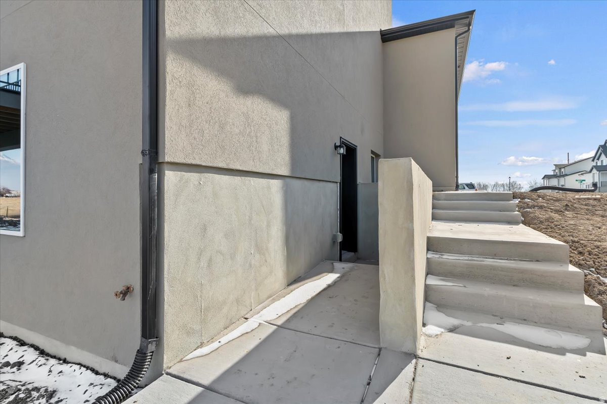 NORTH LAKE MEADOWS - Residential