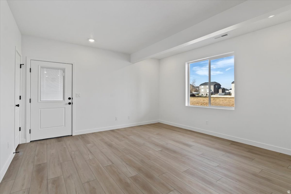 NORTH LAKE MEADOWS - Residential